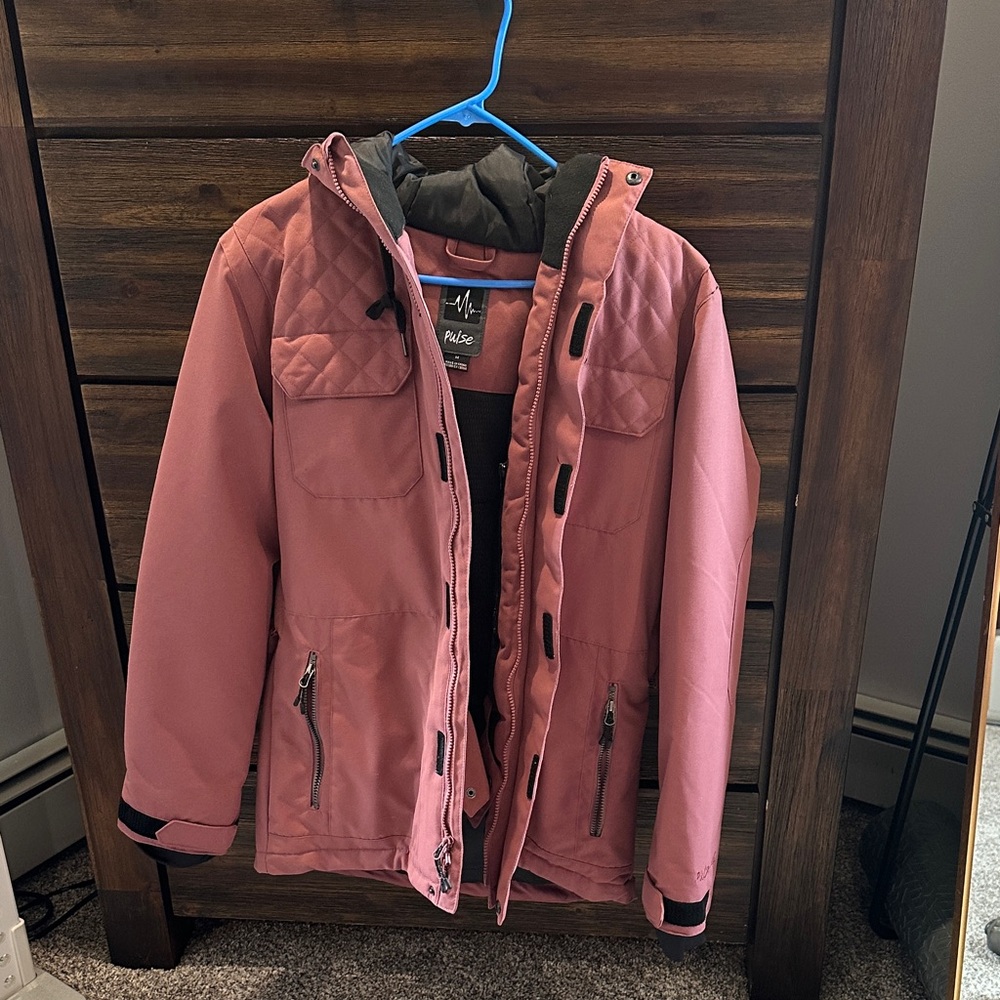 Women’s Pink Hooded Winter Jacket